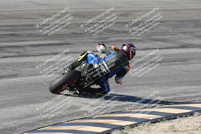 media/Dec-07-2025-CVMA (Sun) [[3e7d2de5dc]]/Race 5-Formula UL-CVMA Hooligans-American Thunder/